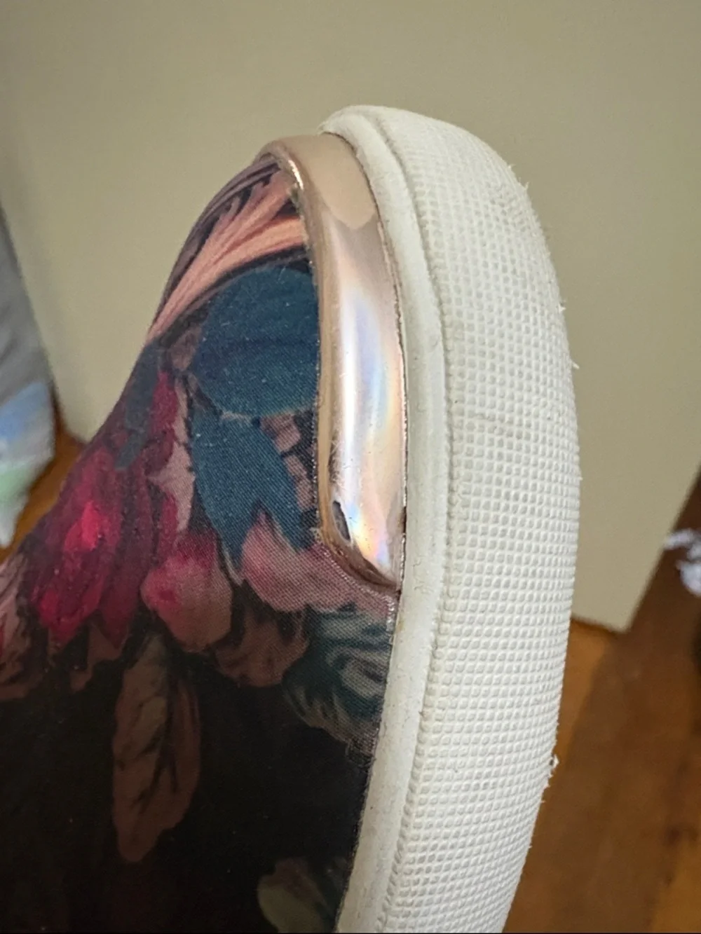 Ted Baker Laulei Women's floral slip on sneakers trainers. - Picture 8 of 8